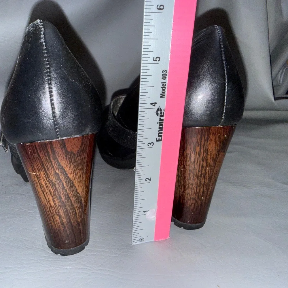 Kenneth‎ Cole Reaction Black Leather Mary Jane Platform Wood Block Heels 7.5M